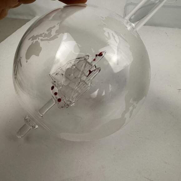 Kempstood Glass Globe Whiskey Decanter 850 ml Hand Blown Inner Galleon Ship READ - Picture 10 of 16